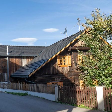 Chalet Schmelz Huette Mit Sauna Und Garten Flattach Luaran gambar