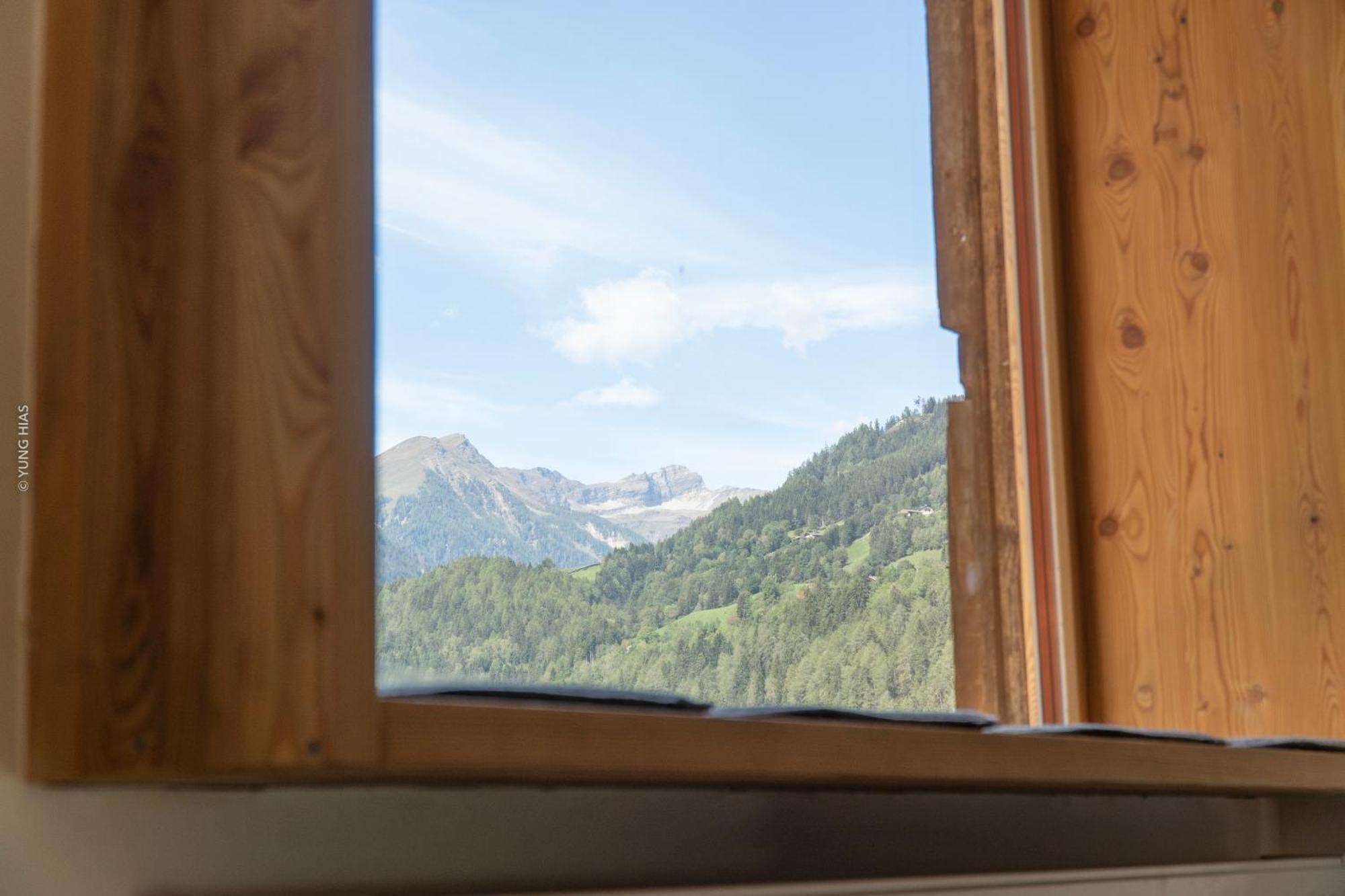 Chalet Schmelz Huette Mit Sauna Und Garten Flattach Luaran gambar